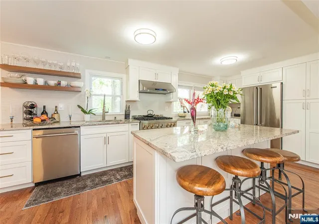 Photo 2 of Sale Pending at 119 Sherwood Ave, Mahwah, NJ 07430 | MLS# 26013790 | Listing updated on 2026-08-17