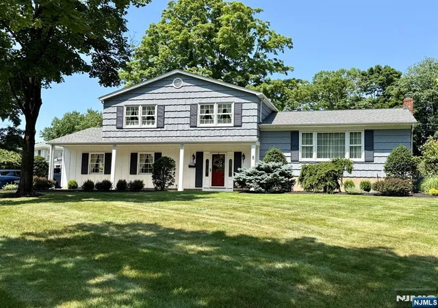 1st image of 8 Byron Ct, Allendale, NJ 07401 | MLS# 26013849
