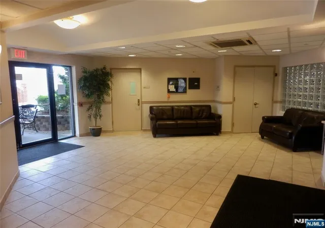 Listing Photo 4 - Condo for sale in building located at 189 Forest Ave, Paramus, NJ 07652 - Unit #307