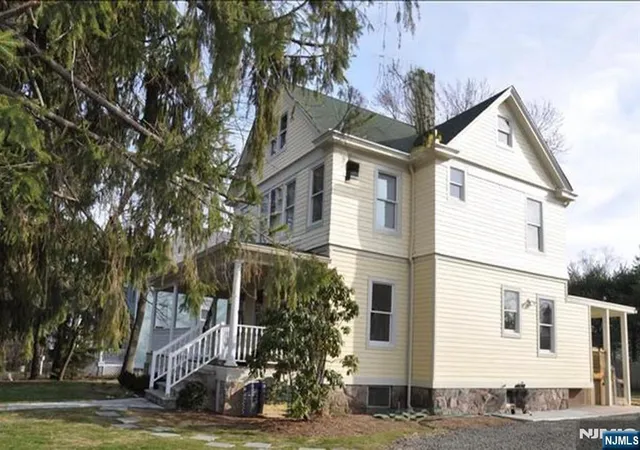 Photo 3 of Multi family home for sale at 430 Closter Dock Rd, Closter, NJ 07624 | MLS# 26014376 | Listing updated on 2026-07-24