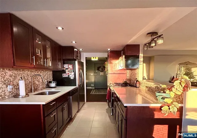 Photo 2 of Condo for sale at 6600 Boulevard East #10N, West New York, NJ 07093 | MLS# 26014411 | Listing updated on 2026-08-19