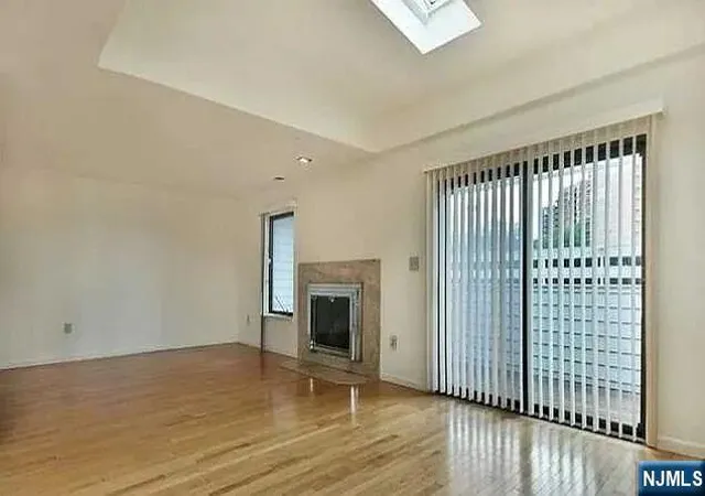 Photo 3 of Townhouse for sale at 815 Topsail Ln, Secaucus, NJ 07094 | MLS# 26014526 | Listing updated on 2026-08-01