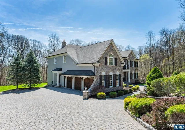 4th image of 3 Quarterhorse, Sparta, NJ 07871 | MLS# 26014595