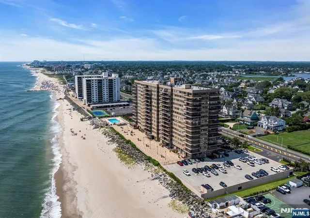 Photo 33 of Condo for sale at 55 Ocean Ave #PH A, Monmouth Beach, NJ OTHER | MLS# 26014723 | Listing updated on 2026-09-01