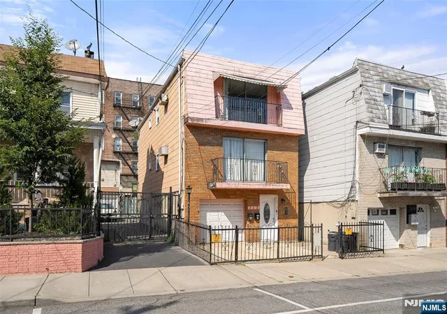 Photo 2 of Multi family home for sale at 308 5th St, Union City, NJ 07087 | MLS# 26015031 | Listing updated on 2026-07-26