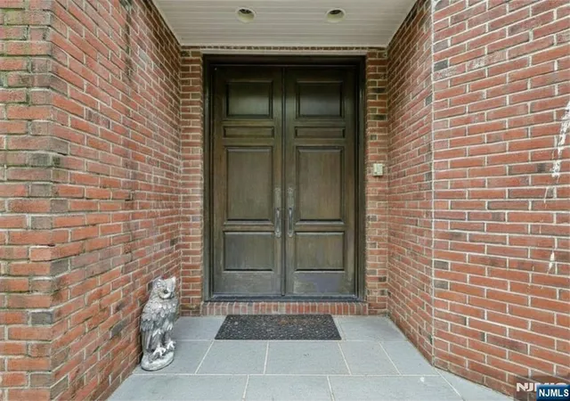 Photo 2 of Townhouse for sale at 2 Ascot Wy, Fort Lee, NJ 07024 | MLS# 26015386 | Listing updated on 2026-08-03