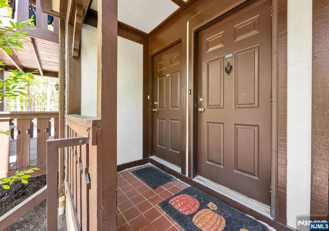 Photo 3 of Sale Pending at 3202 Stowe Ln, Mahwah, NJ 07430 | MLS# 26015434 | Listing updated on 2026-08-27