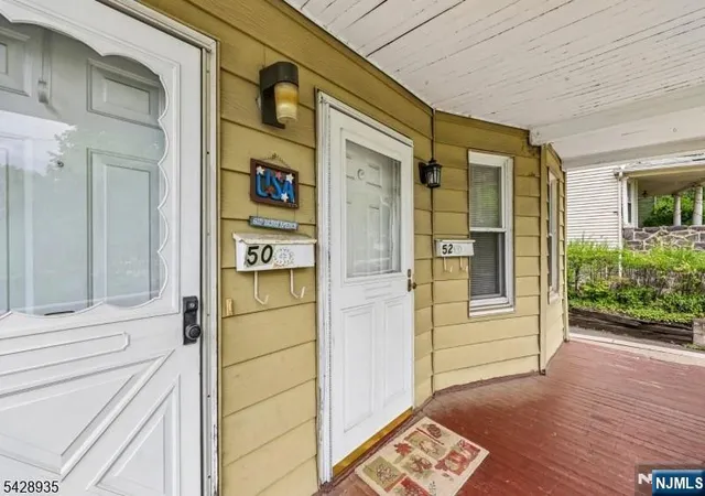 5th image of 52 Preston St, Ridgefield Park, NJ 07660