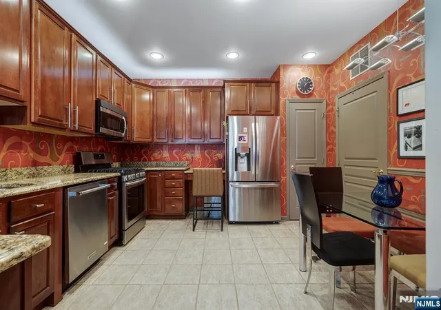 Photo 1 of Condo for sale at 10402 Warrens Wy #TOP FLOOR RENOV, Wanaque, NJ 07465 | MLS# 26015794 | Listing updated on 2026-08-02