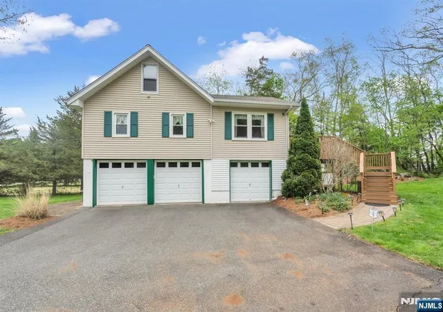 Photo 2 of Single family home for sale at 47 49 Furnace Ave, Wanaque, NJ 07465 | MLS# 26015817 | Listing updated on 2026-09-19