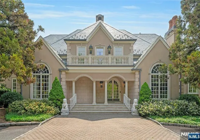 Photo 3 of Single family home for sale at 116 E Saddle River Rd, Saddle River, NJ 07458 | MLS# 26015860 | Listing updated on 2026-07-20