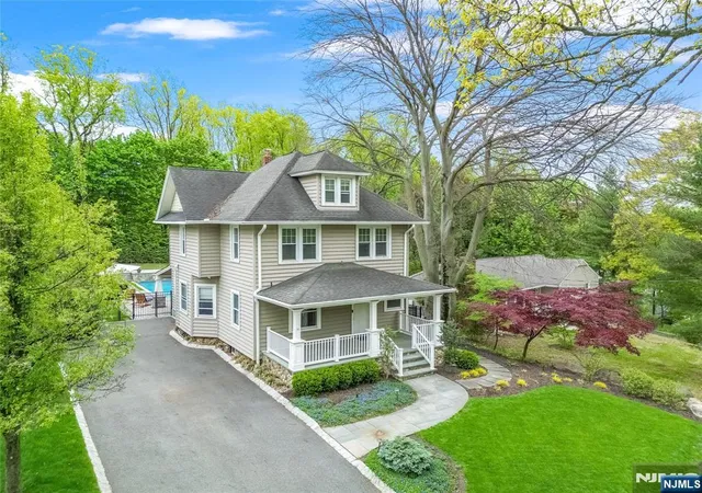 Photo 3 of Sale Pending at 228 Miller Rd, Mahwah, NJ 07430 | MLS# 26016320 | Listing updated on 2026-08-03