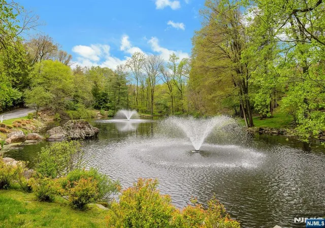 4th image of 1055 High Mountain Rd, Franklin Lakes, NJ 07417 | MLS# 26016402