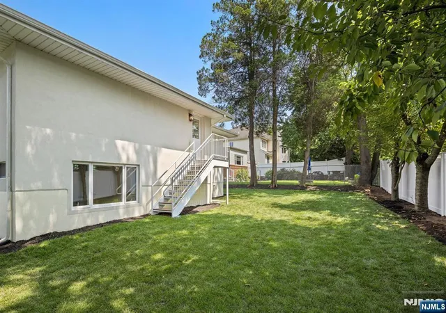 31st image of 14 Chestnut Ave, Closter, NJ 07624 | MLS# 26016406