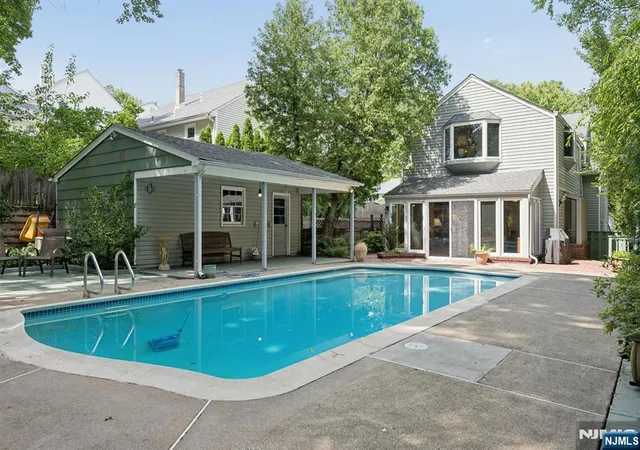 2nd image of 47 Fairview Ave, Glen Rock, NJ 07452 | MLS# 26016425