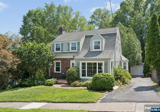 4th image of 47 Fairview Ave, Glen Rock, NJ 07452 | MLS# 26016425