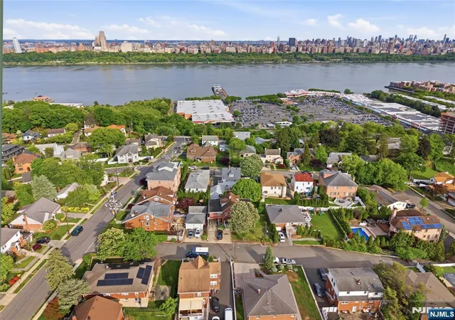 4th image of 388 Highland Ave, Cliffside Park, NJ 07010 | MLS# 26016828