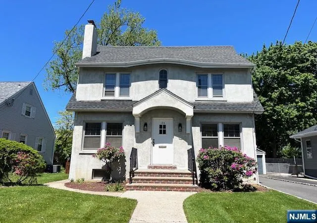 Photo 1 of Sale Pending at 126 Gordon St, Ridgefield Park, NJ 07660 | MLS# 26016901 | Listing updated on 2026-09-18