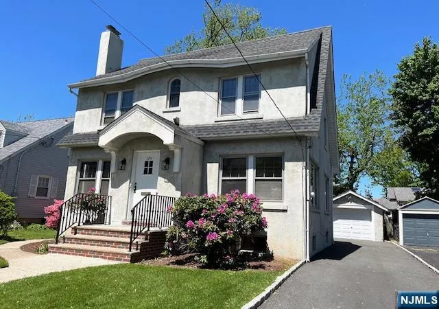 Photo 2 of Sale Pending at 126 Gordon St, Ridgefield Park, NJ 07660 | MLS# 26016901 | Listing updated on 2026-09-18