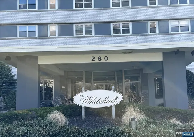 Listing Photo 2 - Condo for sale in building located at 280 S Prospect Ave, Hackensack, NJ 07601 - Unit #3N