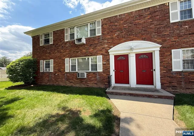5th image of 1241 Valley Rd #2, Wayne, NJ 07470 | MLS# 26017114