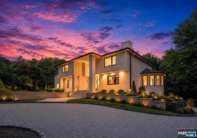 Photo 2 of Single family home for sale at 1 Lambs Ln, Cresskill, NJ 07626 | MLS# 26017733 | Listing updated on 2026-08-11