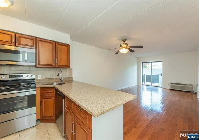 1st image of 5 Linden St #3J, Hackensack, NJ 07601 | MLS# 26017762