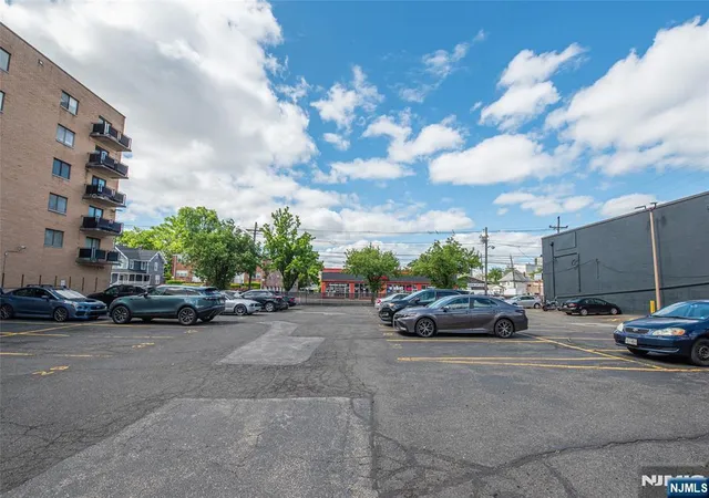 22nd image of 5 Linden St #3J, Hackensack, NJ 07601 | MLS# 26017762