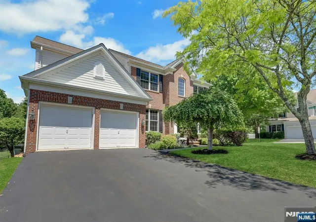 2nd image of 81 Lafayette Cir, Totowa, NJ 07512 | MLS# 26018332