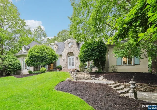 3rd image of 505 Timberline Dr, Franklin Lakes, NJ 07417 | MLS# 26018437