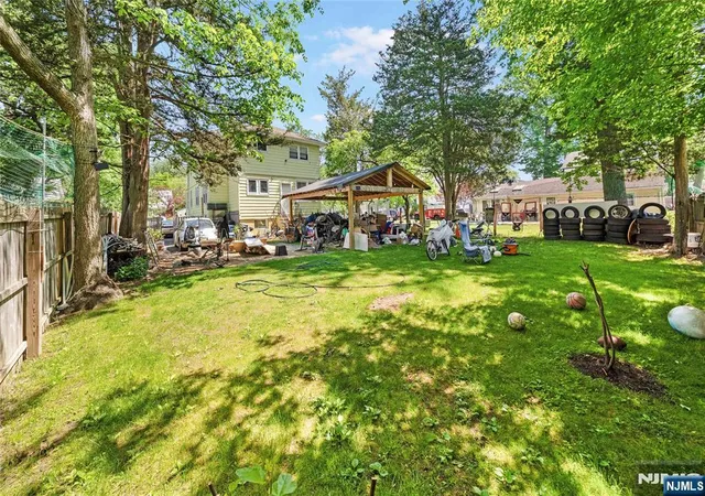 5th image of 326 Howland Ave, Englewood, NJ 07631 | MLS# 26018533