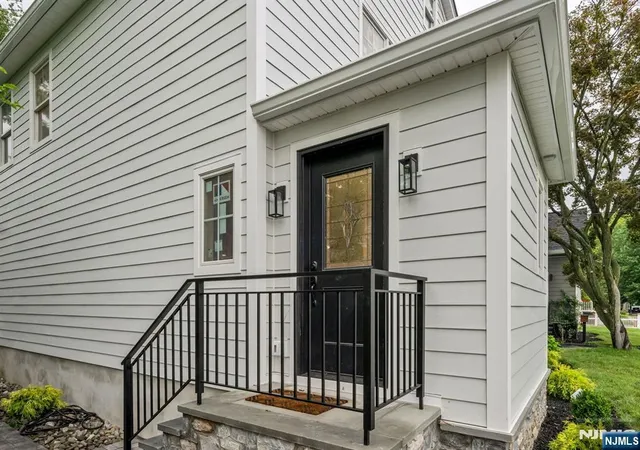 Photo 2 of Single family home for sale at 36 Albert Ave, Fair Lawn, NJ 07410 | MLS# 26018583 | Listing updated on 2026-09-13