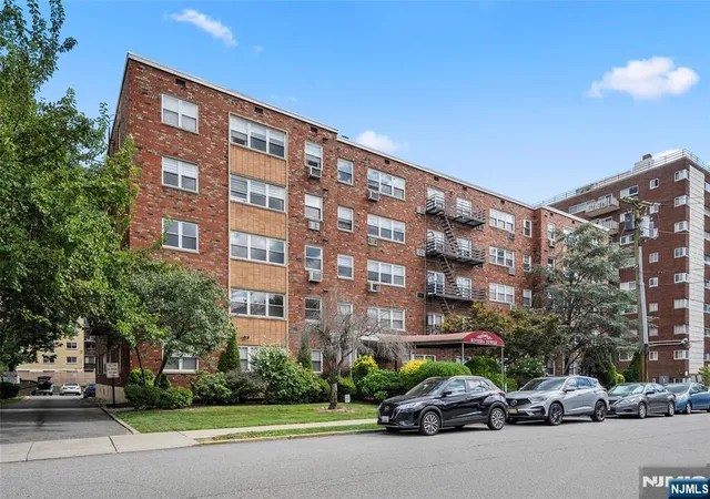 Photo 1 of Sale Pending at 2200 Center #D1, Fort Lee, NJ 07024 | MLS# 26018771 | Listing updated on 2026-09-02