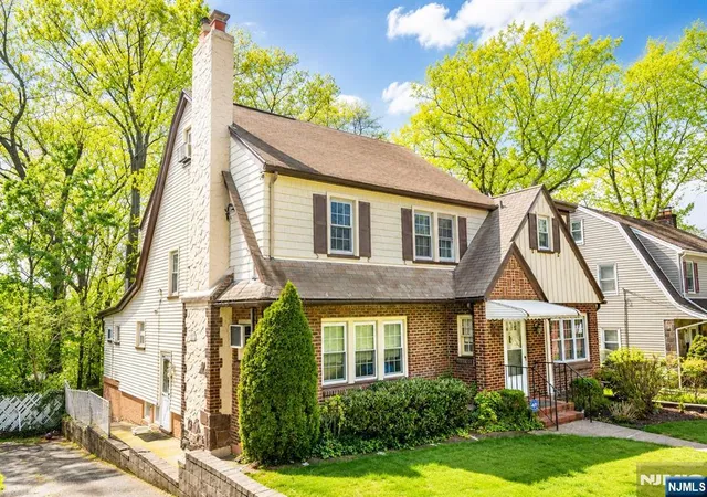 2nd image of 27 Glen Rd, West Orange, NJ 07052 | MLS# 26019293
