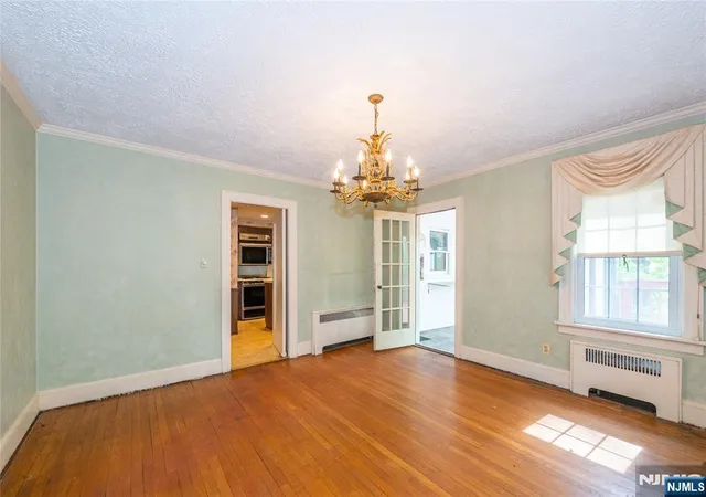 5th image of 27 Glen Rd, West Orange, NJ 07052 | MLS# 26019293