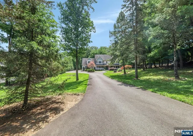 1st image of 765 Colonial Rd, Franklin Lakes, NJ 07417 | MLS# 26019396