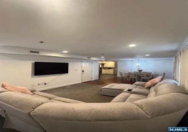 Listing Photo 4 - Condo for sale in building located at 207 Palisade Ave, Union City, NJ 07087 - Unit #2