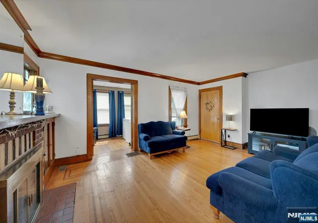 Listing Photo 4 - Condo for sale in building located at 18 Ilford Ave, North Arlington, NJ 07031