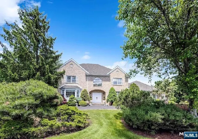 2nd image of 163 Rutherford Rd, Mahwah, NJ 07430 | MLS# 26019816