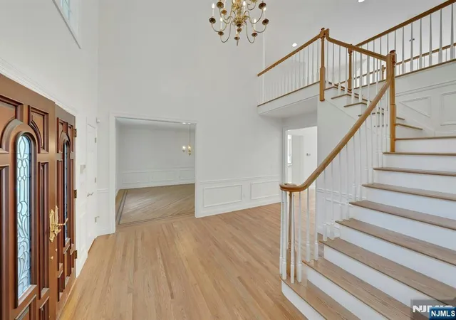 3rd image of 210 Woodmere Ct, Franklin Lakes, NJ 07417 | MLS# 26019867