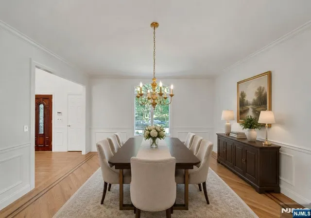 4th image of 210 Woodmere Ct, Franklin Lakes, NJ 07417 | MLS# 26019867