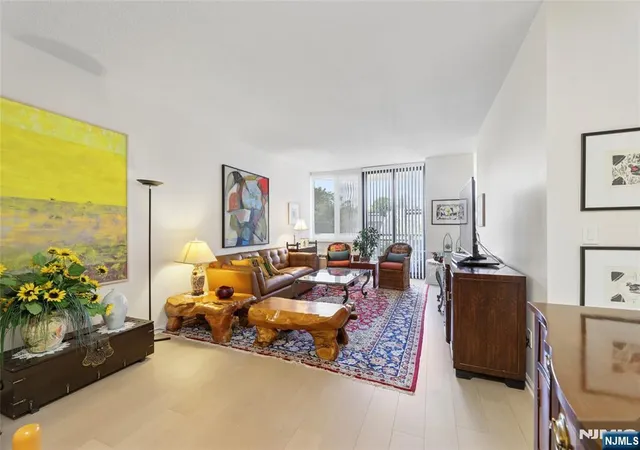 5th image of 100 Carlyle Dr #5HS, Carlstadt, NJ 07072 | MLS# 26020375