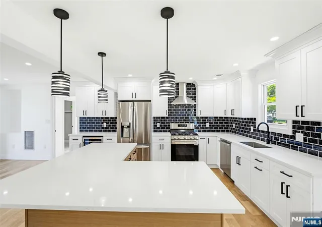 Photo 1 of Sale Pending at 48 Kendall Dr, Sayreville, NJ 08859 | MLS# 26020485 | Listing updated on 2026-08-21