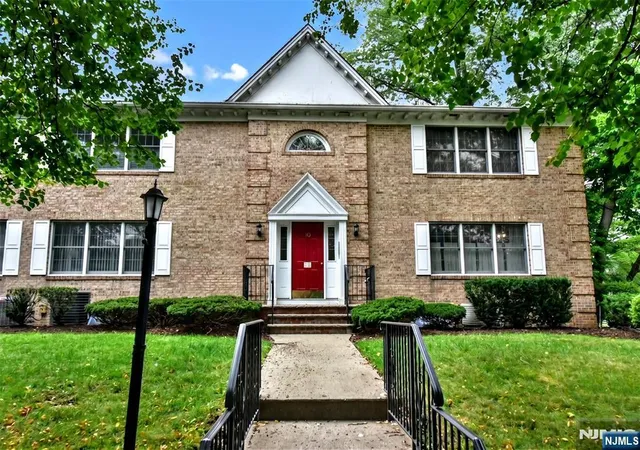 39th image of 10 Irving St #9B, Ridgewood, NJ 07450 | MLS# 26020500