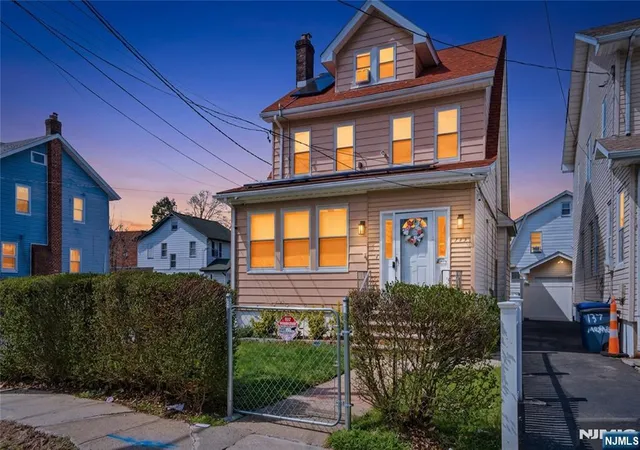 Photo 4 of Sale Pending at 139 Melrose Ave, Irvington, NJ 07111 | MLS# 26020912 | Listing updated on 2026-08-12