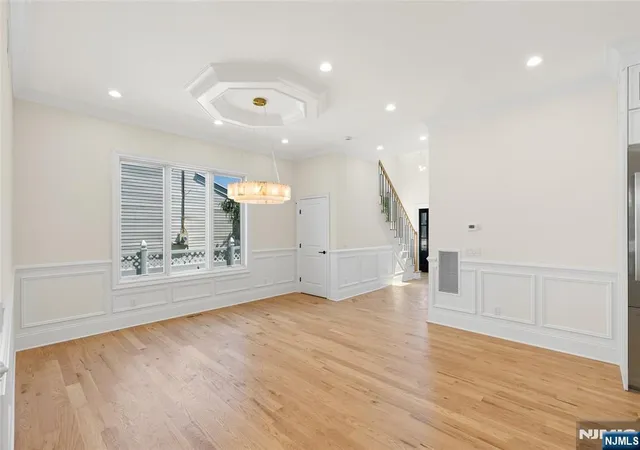 Photo 2 of Single family home for sale at 13 Harding Pl, Livingston, NJ 07039 | MLS# 26021059 | Listing updated on 2026-09-16