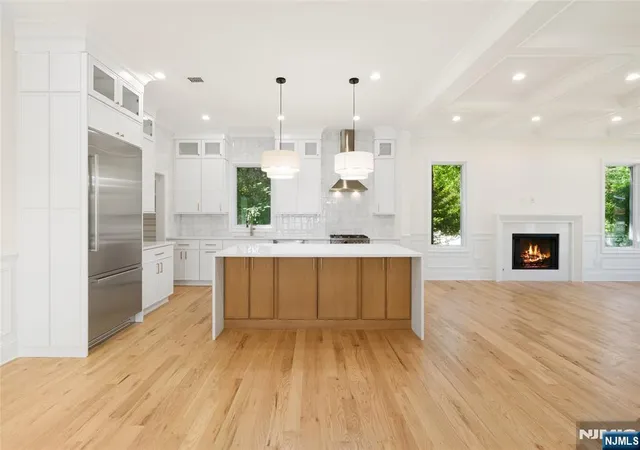 Photo 4 of Single family home for sale at 13 Harding Pl, Livingston, NJ 07039 | MLS# 26021059 | Listing updated on 2026-09-16