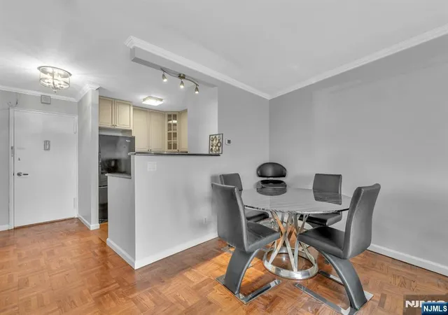 Photo 4 of Sale Pending at 2000 Linwood Ave #9E, Fort Lee, NJ 07024 | MLS# 26021074 | Listing updated on 2026-08-28