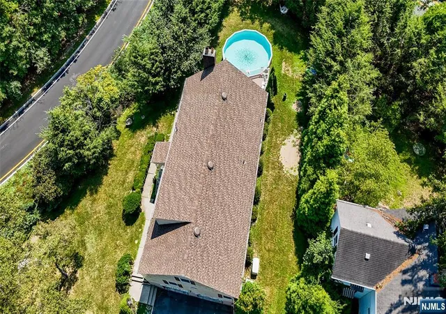 Photo 2 of Single family home for sale at 10 Allendale Rd, Saddle River, NJ 07458 | MLS# 26021116 | Listing updated on 2026-08-19
