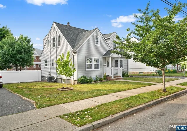 Photo 3 of Sale Pending at 80 Wonham St, Clifton, NJ 07013 | MLS# 26021250 | Listing updated on 2026-09-08